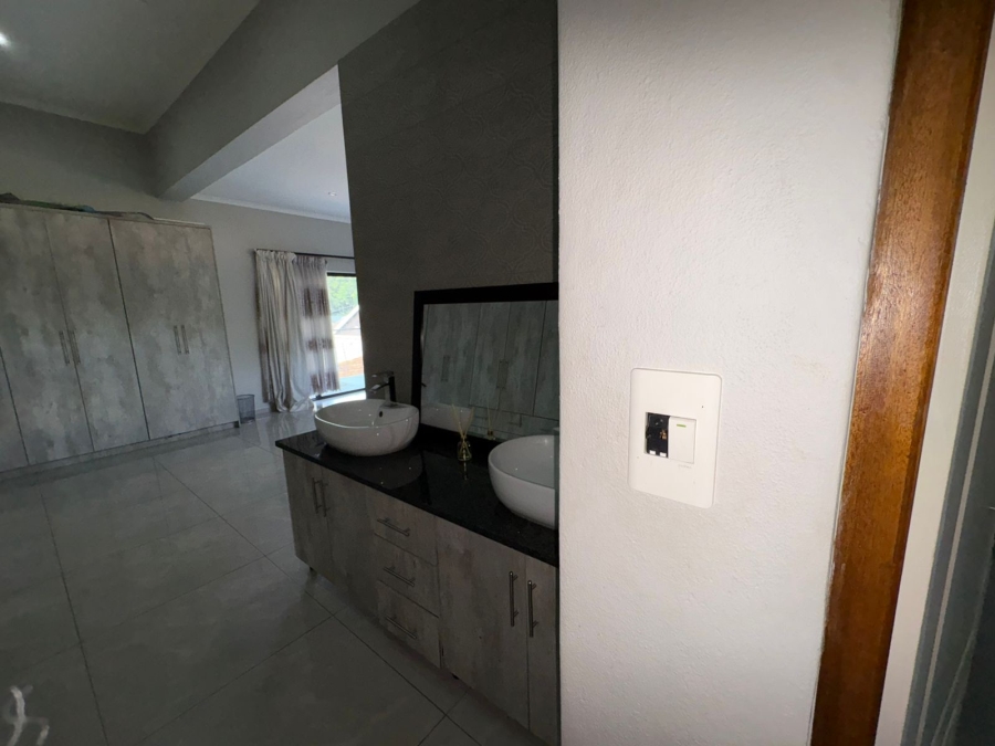 3 Bedroom Property for Sale in Bodorp North West